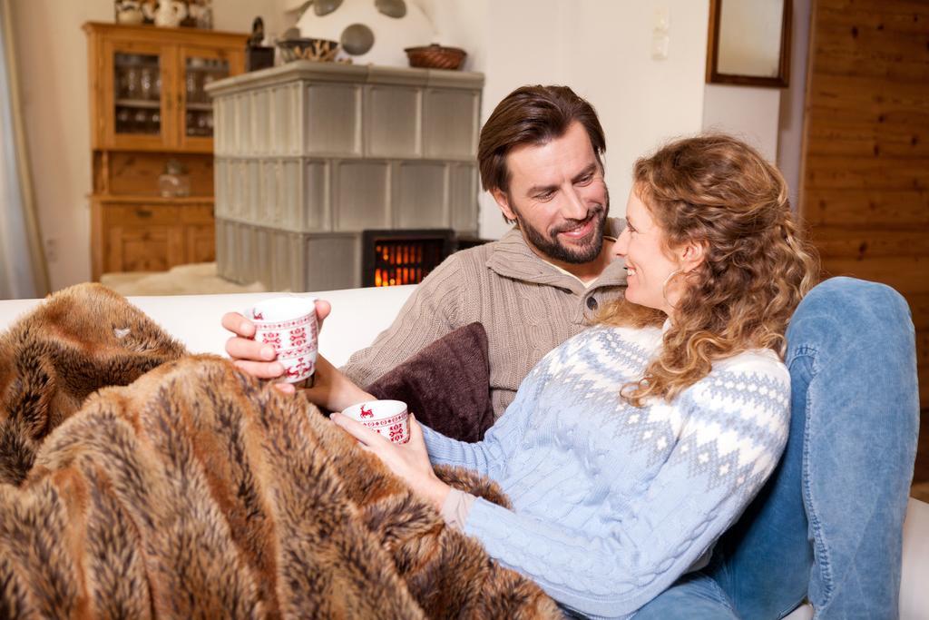Forest Chalet, 15 Min To Salzburg Olt Town, And Most Beautiful Lakes, Secluded Location, 1,000 Sqm Garden, Mountainview, Panorama Sauna, Bath Whirlpool, Bbq&Bikes&Sunbeds For Free, Up To 10 P Голлинг-на-Хальцахе Экстерьер фото