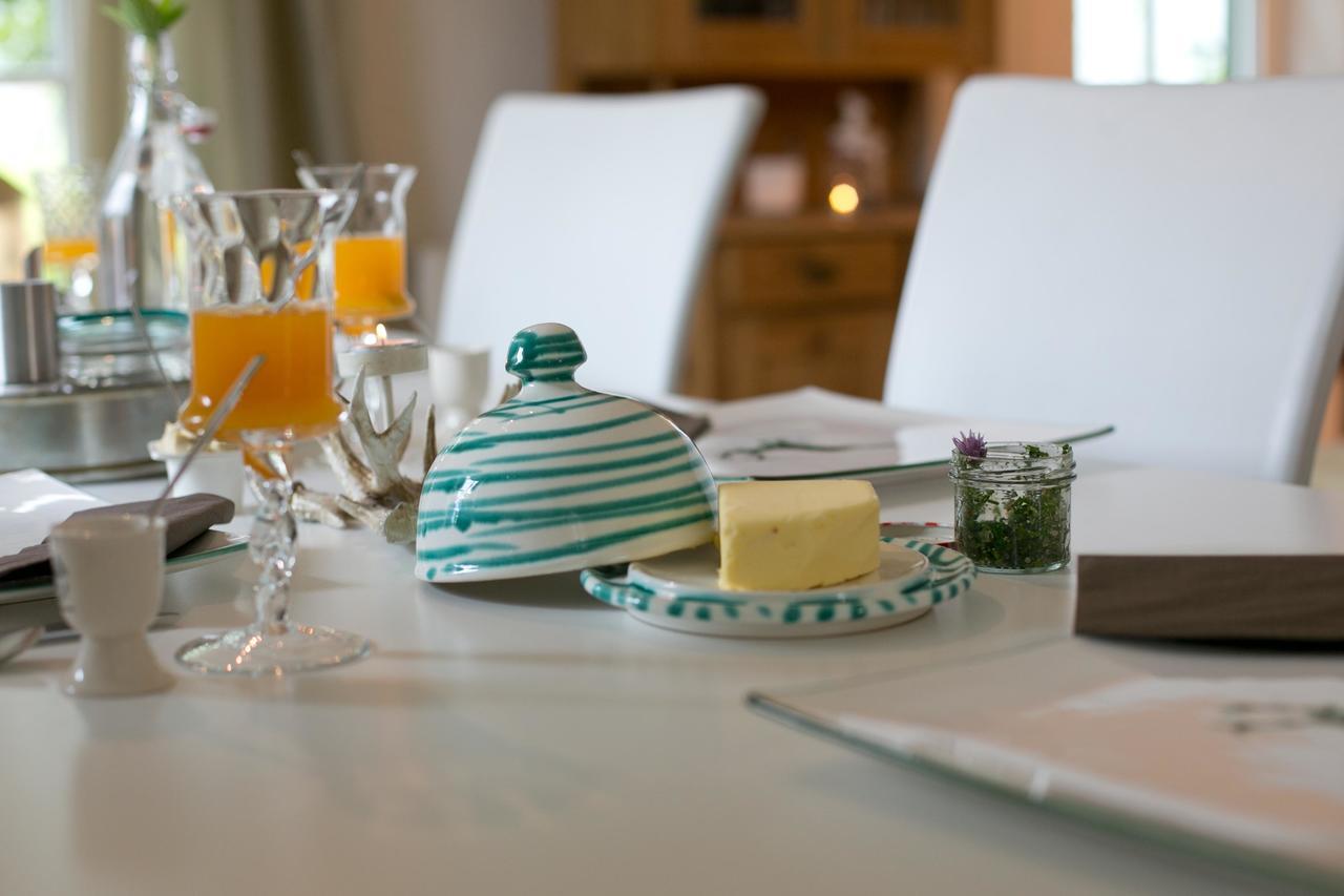 Forest Chalet, 15 Min To Salzburg Olt Town, And Most Beautiful Lakes, Secluded Location, 1,000 Sqm Garden, Mountainview, Panorama Sauna, Bath Whirlpool, Bbq&Bikes&Sunbeds For Free, Up To 10 P Голлинг-на-Хальцахе Экстерьер фото